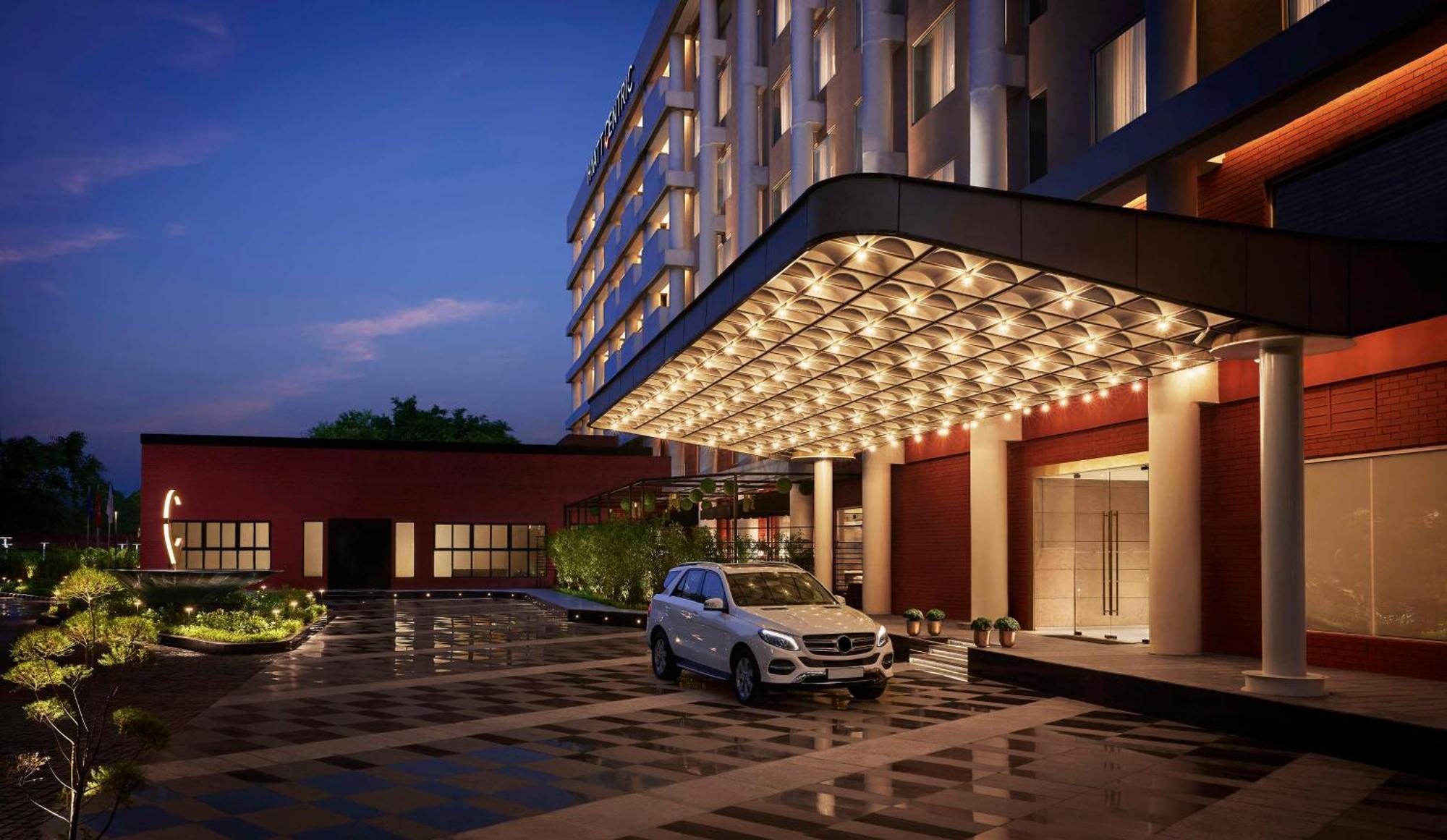 Hyatt Centric Sector17 Chandīgarh Exterior foto